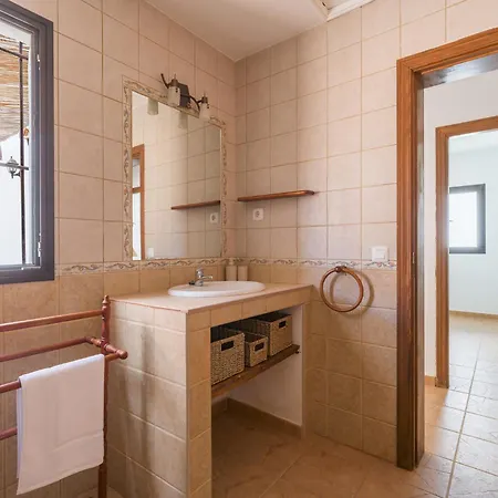Mahostly Casa De La Roseta B Holiday home