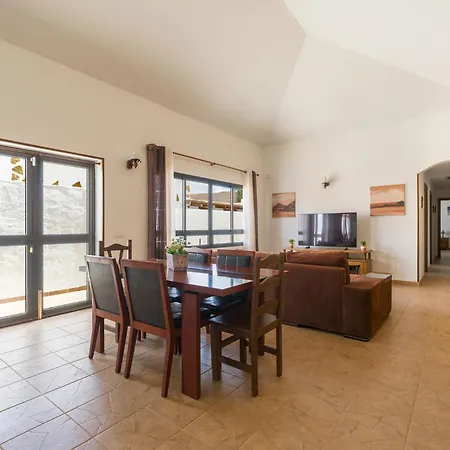 Mahostly Casa De La Roseta B Holiday home