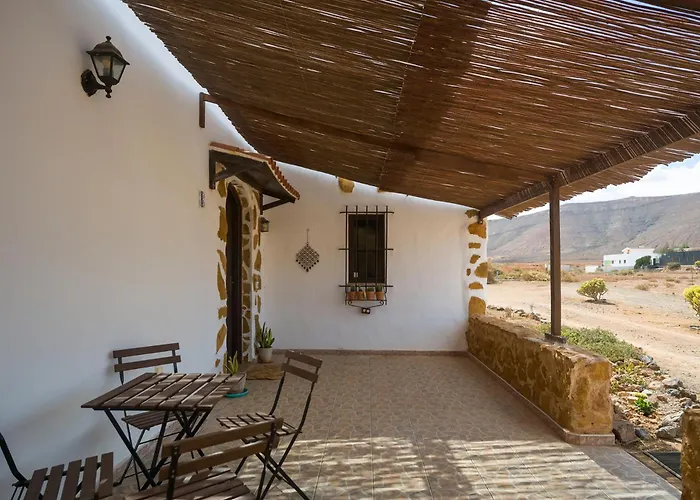Holiday home Mahostly Casa De La Roseta B